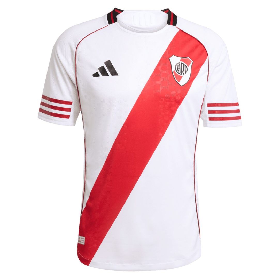 River Plate de local 24/25 