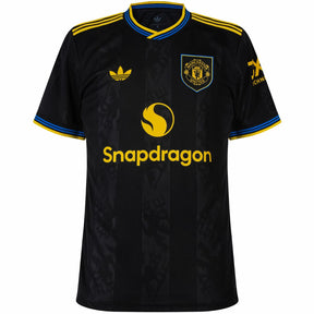 Manchester United home 24/25 
