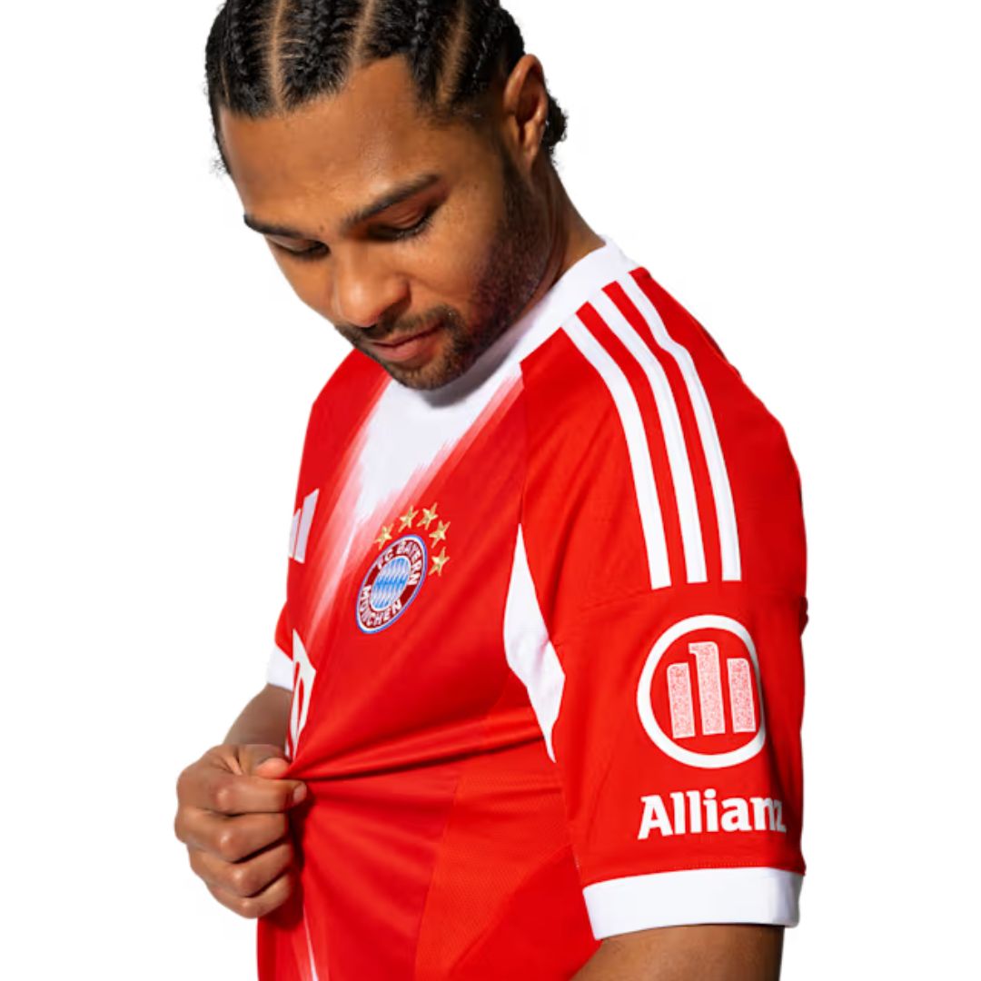 Bayern München home 25/26