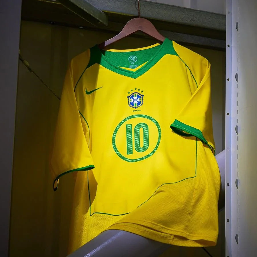Brazil Home Retro 2004