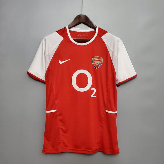 Retro local del Arsenal 02/04 